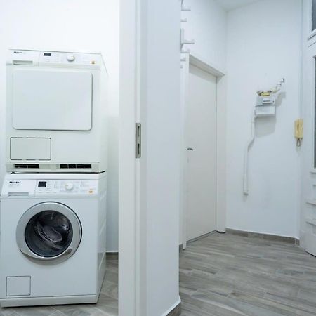 New Comfy Studio At Convenient Location Budapest Bagian luar foto