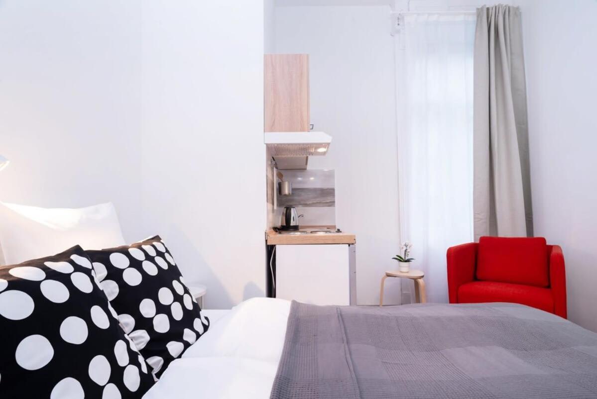 New Comfy Studio At Convenient Location Budapest Bagian luar foto